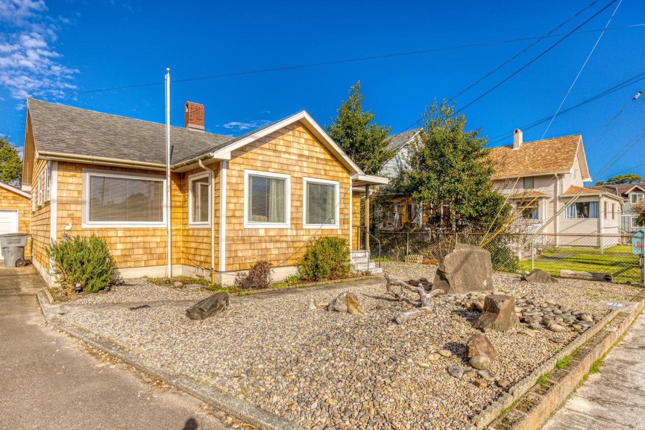 Villa On The Rocks Seaside Exterior foto