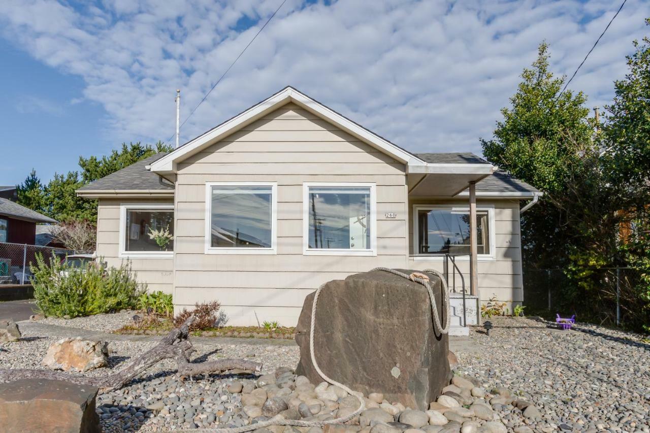 Villa On The Rocks Seaside Exterior foto
